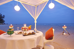 Candle Light Dinner for 2 persons @ THB 6,475