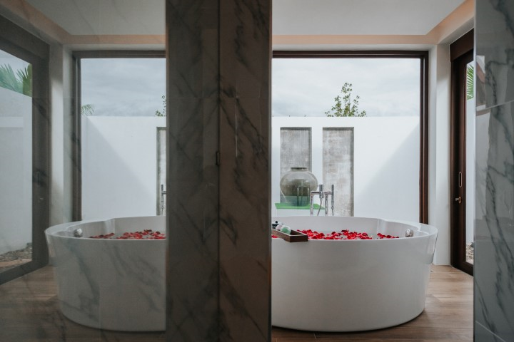 Image Alternative text